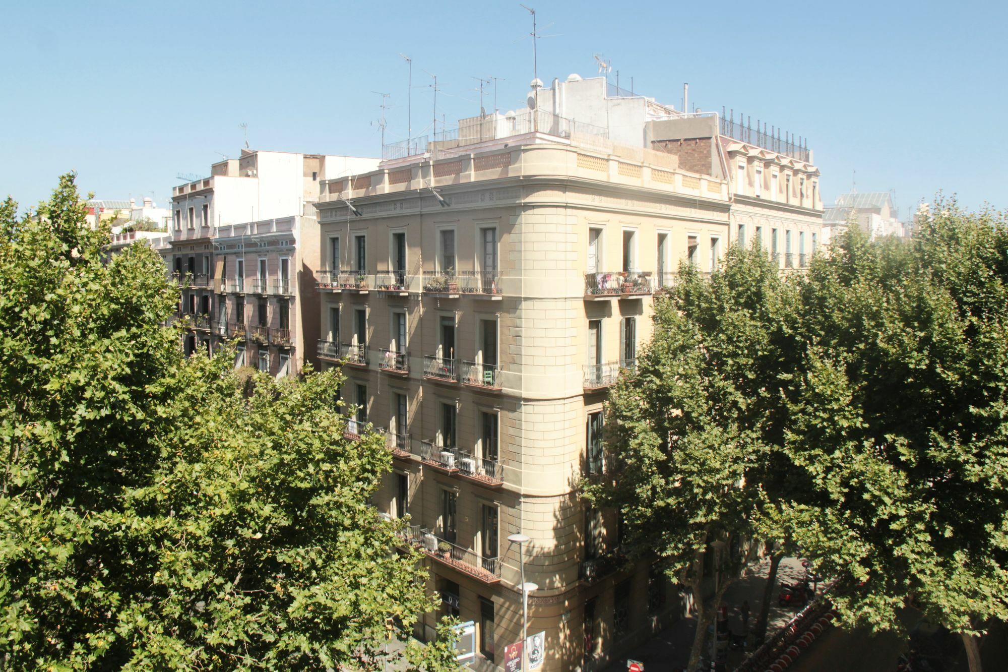 Som Nit Triomf Hotel Barcelona Eksteriør billede